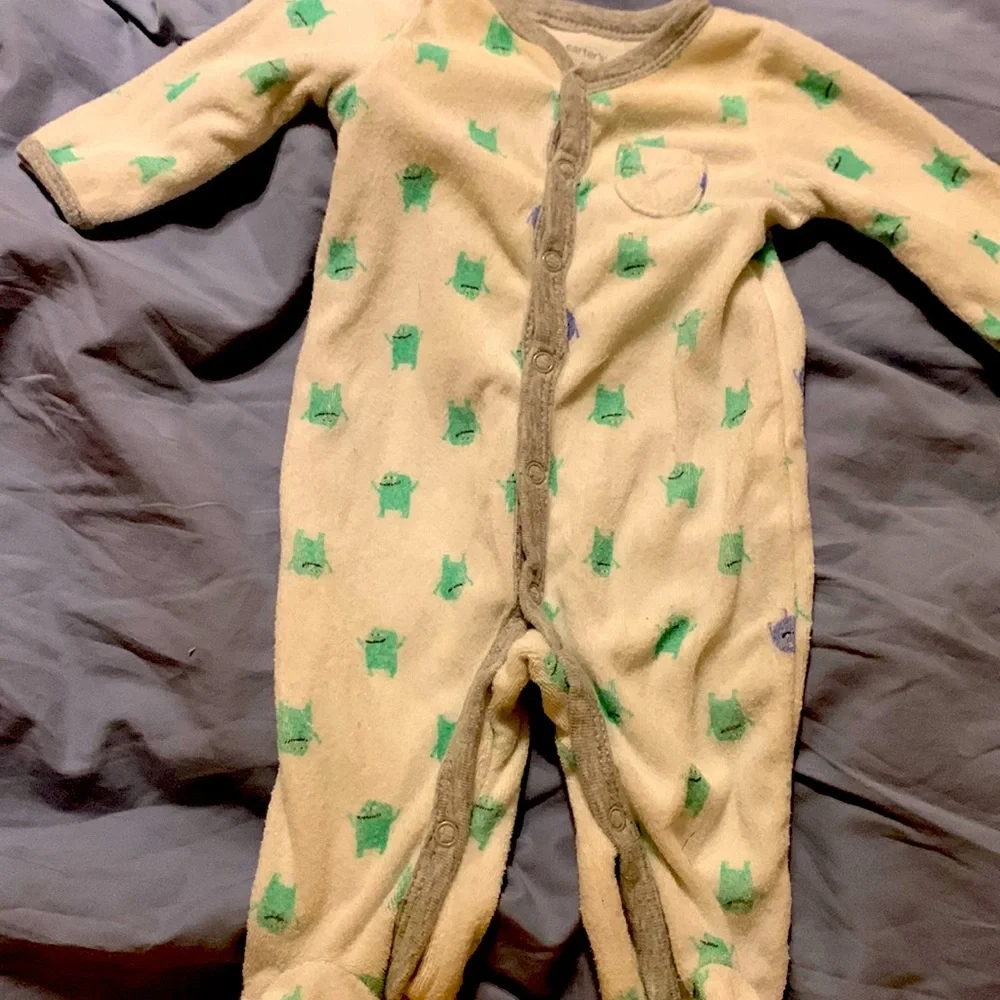 Carters PJ, 0-3 - Picture 1 of 1